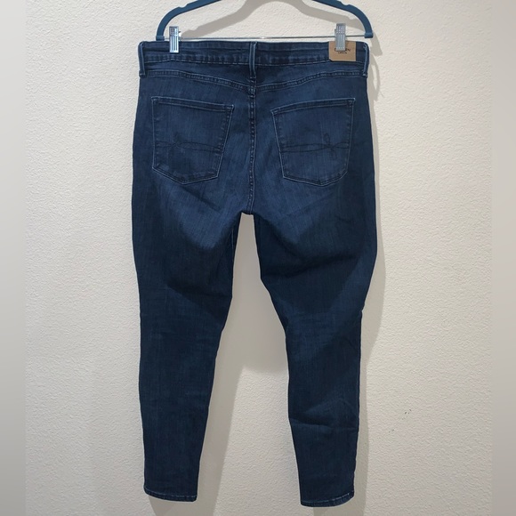Women’s Denizen from Levi’s Mid Rise Skinny Jeans, Size 14S - Picture 3 of 5